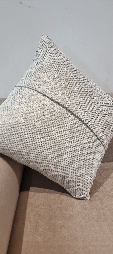 Larze Cushions 20cm x 20cm