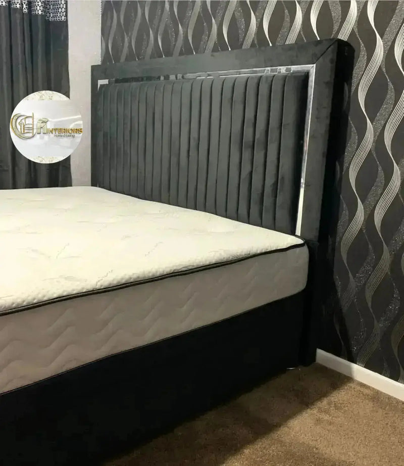 Elcante bedframe in plush velvet