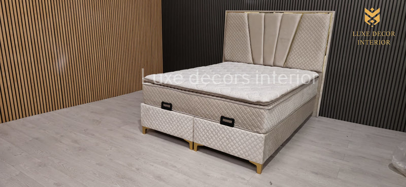 A luxurious 3000 Pocket Sprung Mammoth Room Mattress with a 13-inch thick profile, featuring individually pocketed springs for superior back support. The mattress is designed with a durable, high-end Velvet Border Stitch Jacket, providing both elegance and breathability for ultimate comfort and deep, restorative sleep.