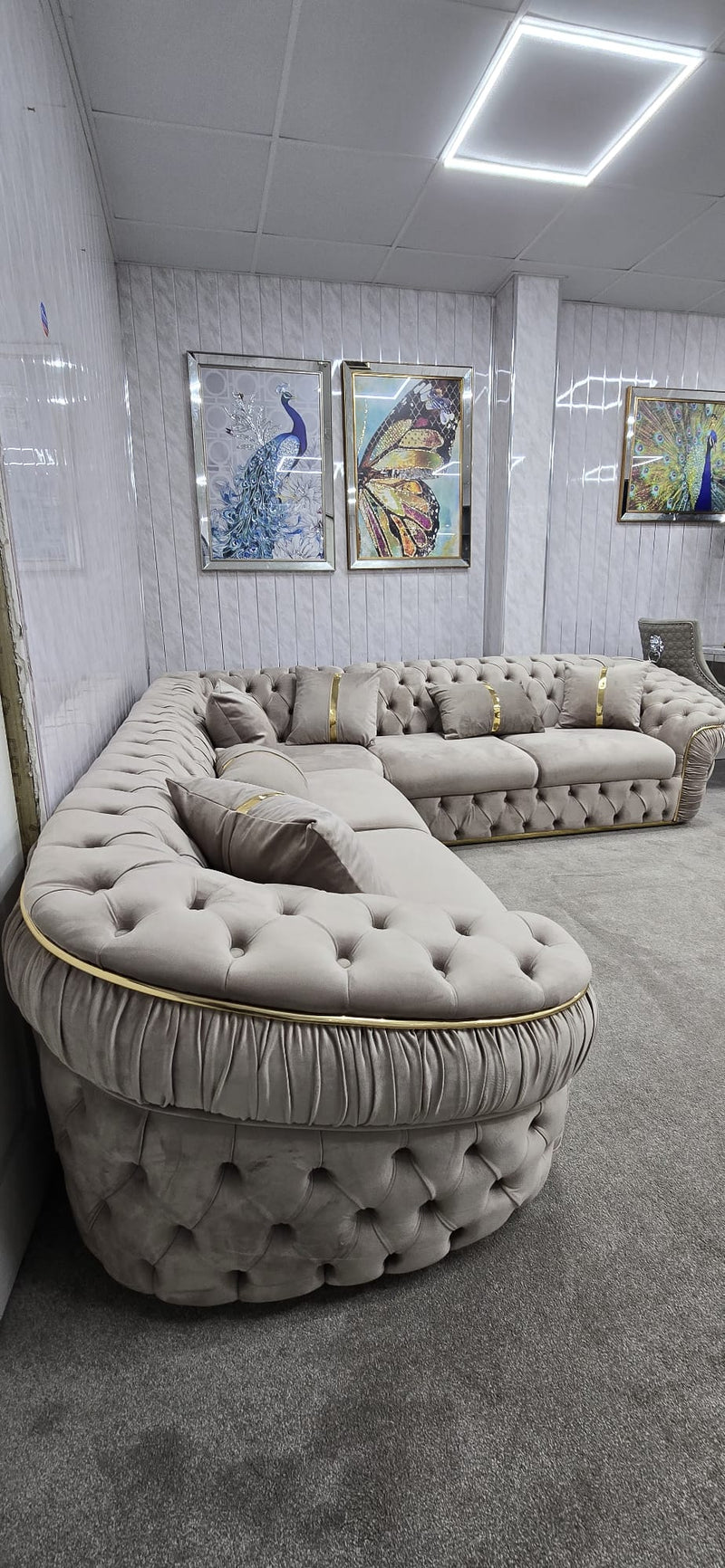 Ambassador corner in 270x270cm in Beige and Gold