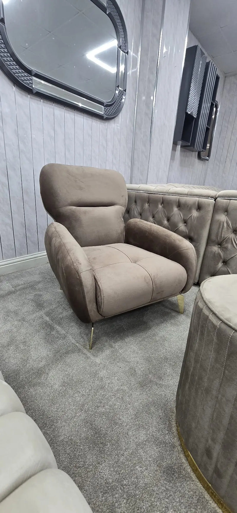 Chicago 3+2+1 Velvet Sofa Set with Footstool – Luxury Living Room Suite