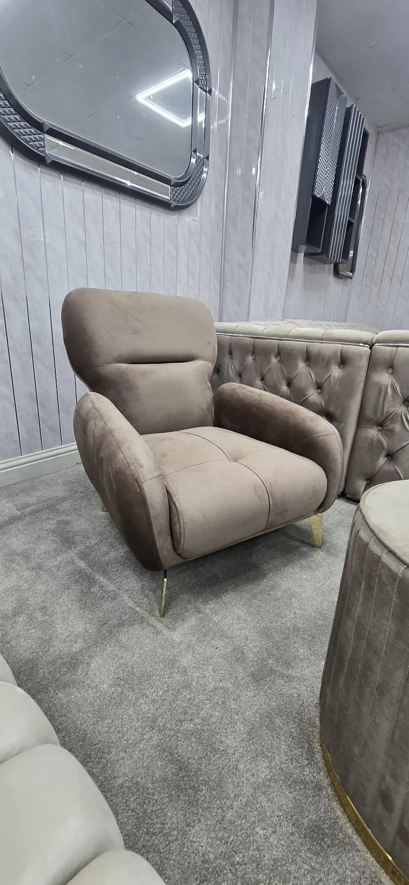 Chicago 3+2+1 Velvet Sofa Set with Footstool – Luxury Living Room Suite