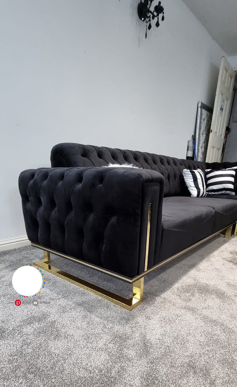 Chrometrimsofa goldtrimsofa velvetsofa dubaisofacollection plushvelvetsofas luxurysofa uniquesofas furniture sofas sofa cornersofa 3+2sofa homedecor design interiordesign livingroom home furnituredesigns love bespoke bespokesofas