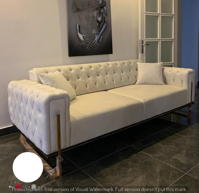 Chrometrimsofa goldtrimsofa velvetsofa dubaisofacollection plushvelvetsofas luxurysofa uniquesofas furniture sofas 3+2sofa homedecor design interiordesign livingroom home furnituredesigns love bespoke bespokesofas velvetsofa 