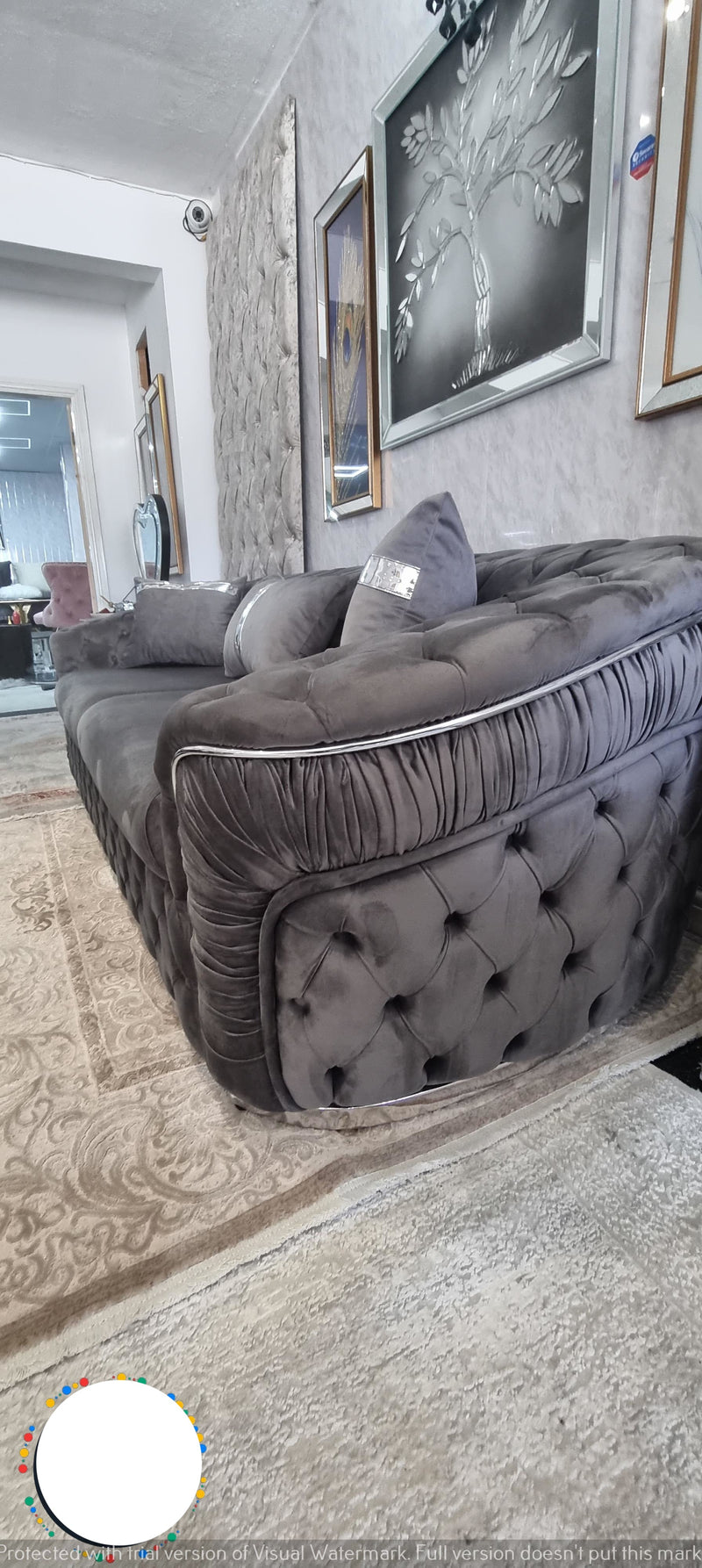 Chrometrimsofa goldtrimsofa velvetsofa dubaisofacollection plushvelvetsofas luxurysofa uniquesofas furniture sofas sofa cornersofa 3+2sofa homedecor design interiordesign livingroom home furnituredesigns love bespoke bespokesofas