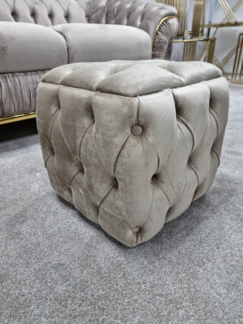 square, footstool, pouffe, chesterfield, small seating, beautiful, livingroom, bespoke, madetoorder