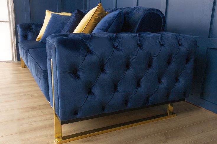 Chrometrimsofa goldtrimsofa velvetsofa dubaisofacollection plushvelvetsofas luxurysofa uniquesofas furniture sofas sofa cornersofa 3+2sofa homedecor design interiordesign livingroom home furnituredesigns love bespoke bespokesofas