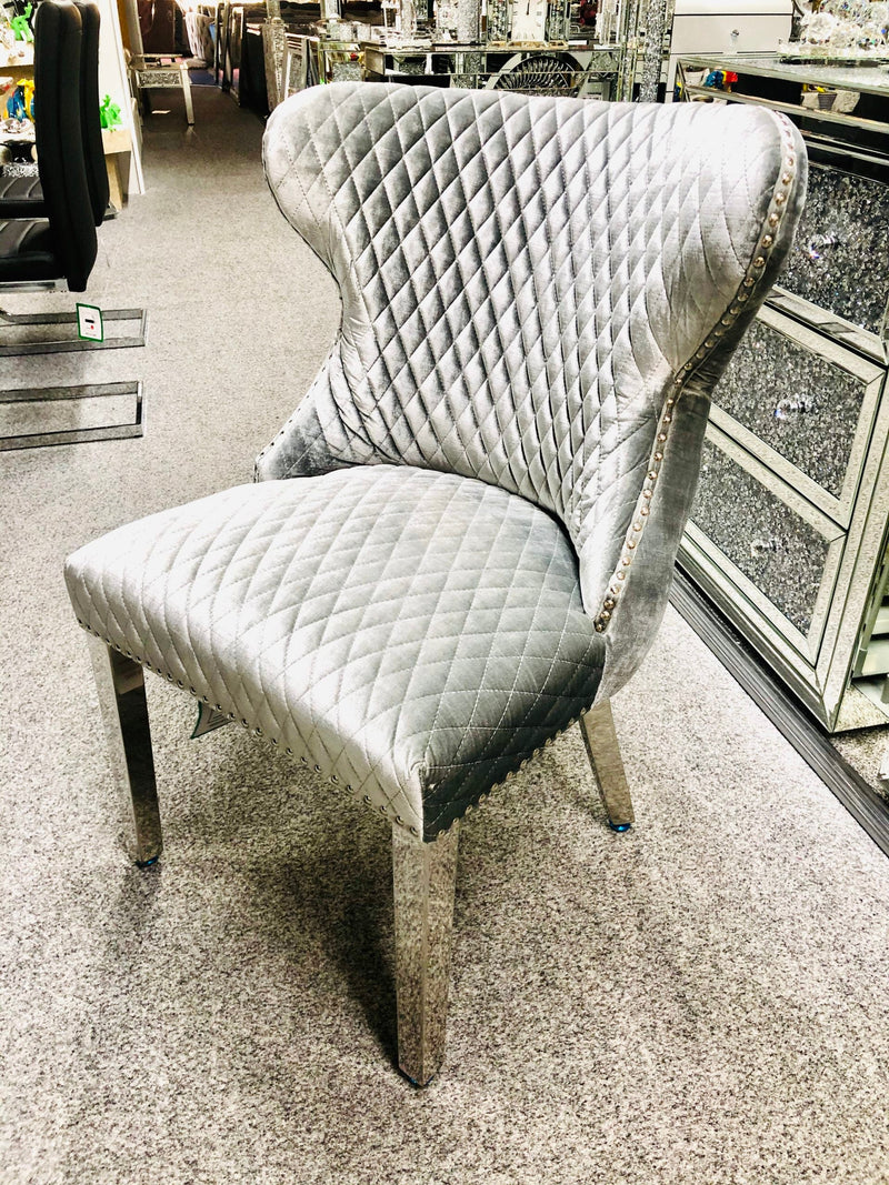 Velvetdiningchair goldlegsdiningchair diningchair lionknockerdiningchair creamvelvetdiningchair blackvelvetdiningchair dining diningroom chair 