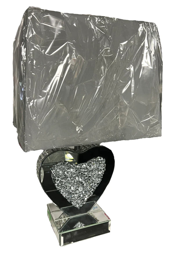 Crushed diamond heart table lamp