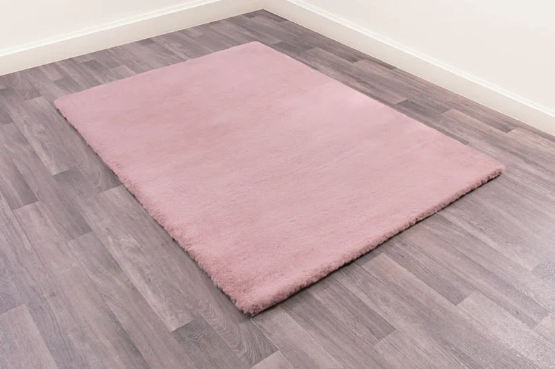 LUXE FAUX FUR RUG PLAIN BLUSH