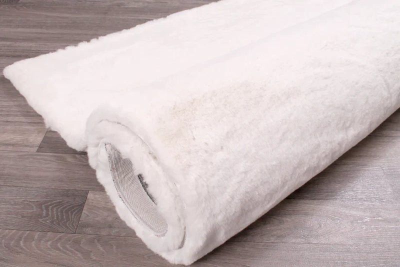 LUXE FAUX FUR RUG PLAIN IVORY