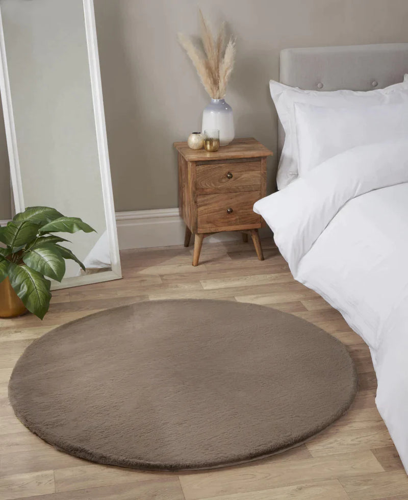 LUXE FAUX FUR RUG PLAIN BEIGE